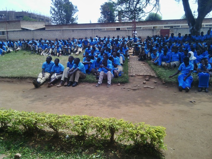 Urubyiruko cyane cyane abakiri mu mashuli nibo usanga bashukwa bakajyanwa gucuruzwa.