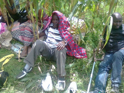 Bamwe mu bayobozi bazanye na Runiga.