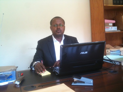 Roger Kalisa, umuyobozi mukuru wa La Palisse Hotels asobanura ku kibazo baherutse ghura nacyo.