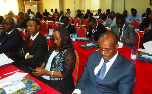 Abitabiriye inama mpuzamahanga yiga ku bidukikije, ingufu n'iterambere, irimo kubera i Kigali.