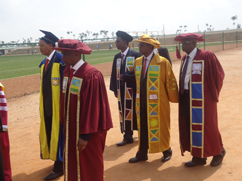 Umuhango witabiriwe n'abanyacyubahiro batandukanye barimo Minisitiri w'Uburezi