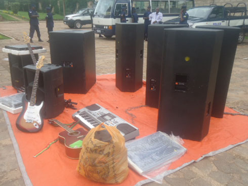 Ibi bikoresho by'umuziki ni byo byafatiwe mu Rwanda bisabwe na polisi y'u Burundi.