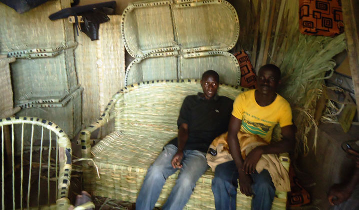 Ibikozwe mu rufunzo neza bisa neza kandi bikagira akamaro nk'aka bimwe mu bikoresho bihenda abantu iyo byavuye mu mahanga bikozwe mu bindi.