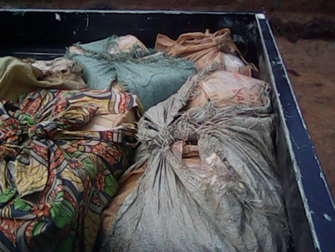 Ibipfunyika byari birimo urumogi.