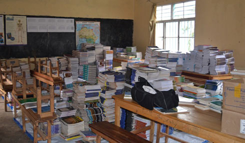 Ibitabo byarimuwe bishyirwa ahatava.