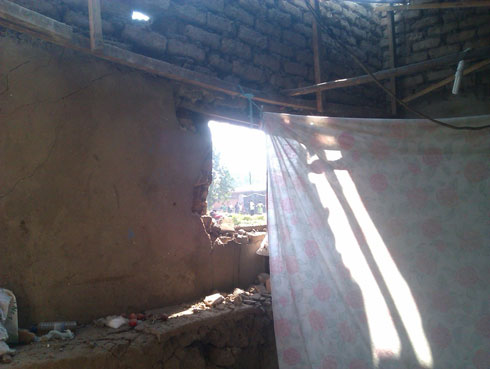 Uko inzu igisasu kiguyeho ibaye.