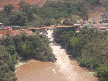 Ikiraro gisanzwe cyapimaga toni 53 gusa.