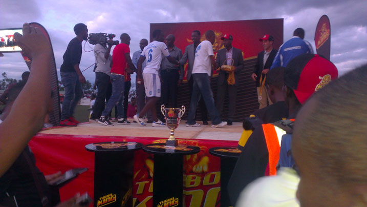 Ikipe ya Rayon Sport nayo yambitswe imidari.