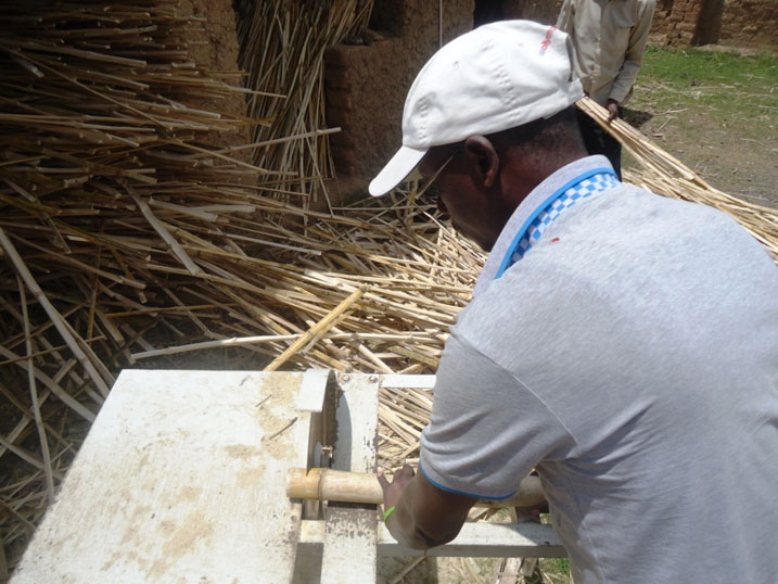 Imashini igegena imigano.