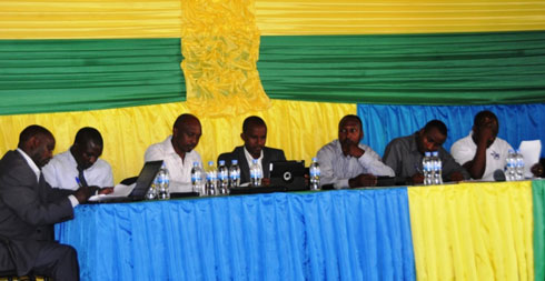 Imihigo y'akarere ka Karongi 2013-2014 yamuritswe hari n'itsinda rya MINALOC.