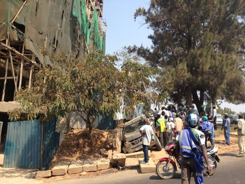 Abagenzi bihitiraga bahise bihutira gutabara.