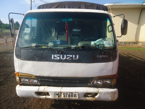 Iyi modoka yagonze umwana w