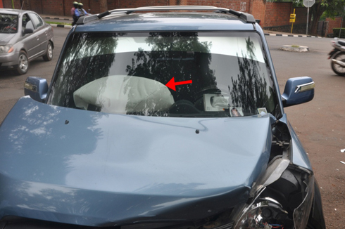 Agafuka k'umwuka (Air Bag), ntabwo kigeze gafunguka nk'uko biteganyijwe.