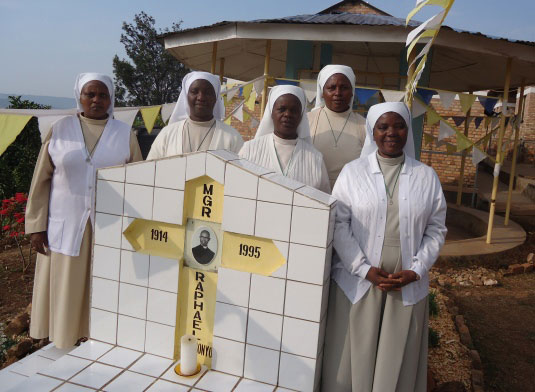 Imva ya Musenyeri Sekamonyo Raphael.