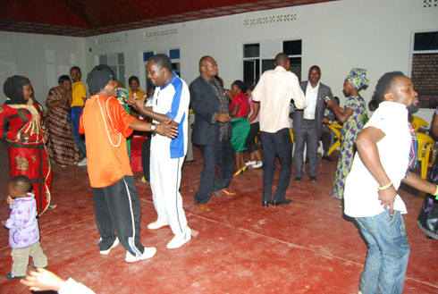 Indirimbo zo muri Congo bazibyinnye biratinda.