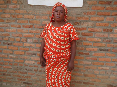 Nyuma yo kureka uburaya, Ingabire yabashije kwigurira inzu.