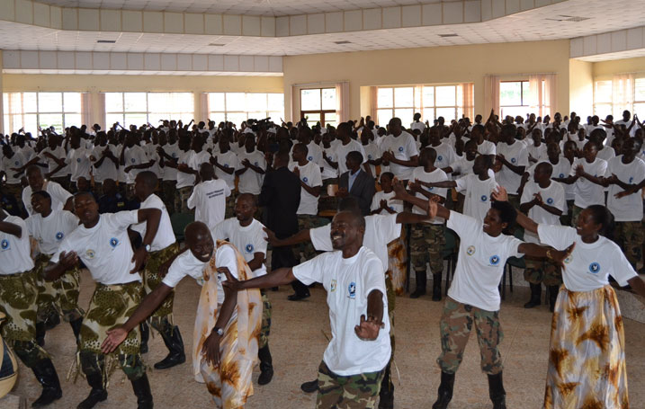 Intore z'imbanzabigwi mu gukumira ibyaha bitaraba ziyemeje ko ibyo zigiye mu itorero zizabishyira mu bikorwa aho zituye.