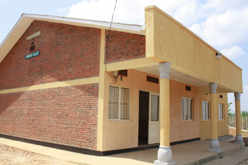 Inyubako ya SACCO HINDIRO.