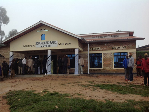 Inyubako ya Sacco Jya mbere Gatare.