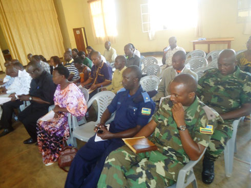 Inzego z'umutekano n'ubuyobozi bw'ibanze bitabiriye iyi nama y'umutekano.