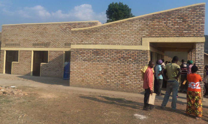 Iyi nzu yubakiwe abahabwa inkunga y