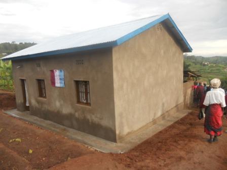 Iyi niyo nzu yubakiwe umukecuru utishoboye.