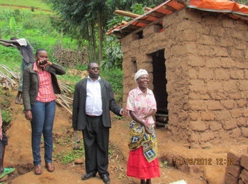 Inzu Mukatwizeyimana yabagamo.