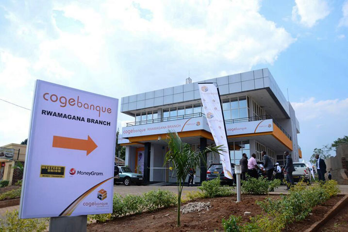 Iyi ni inyubako y'ishami rya COGEBANQUE yuzuye mu mujyi wa Rwamagana.