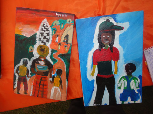 Izi tableaux zakozwe n'umwana w'umukobwa uri mu kigero cy'imyaka icyenda.