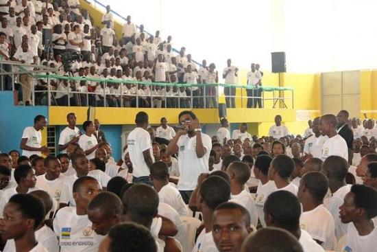 Jay Polly ati: "Mumutashye"/Photo:RwandaLocGov.