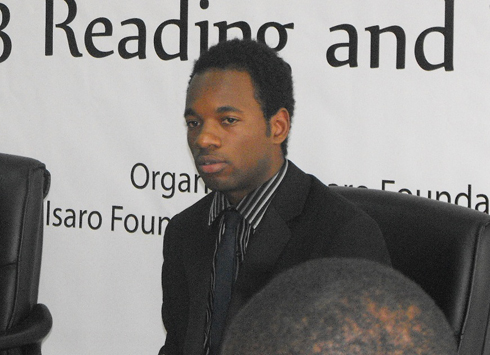 Jean Leon Iragena washinze Isaro Foundation aganira n'abanyamakuru.