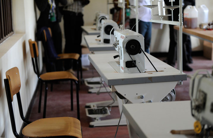 Zimwe mu mashini zo kudoda ziri mu ishuri ry'imyuga rya Cyanika.