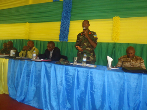 General Mubaraka Muganga yasabye abaturage gukunda igihugu.