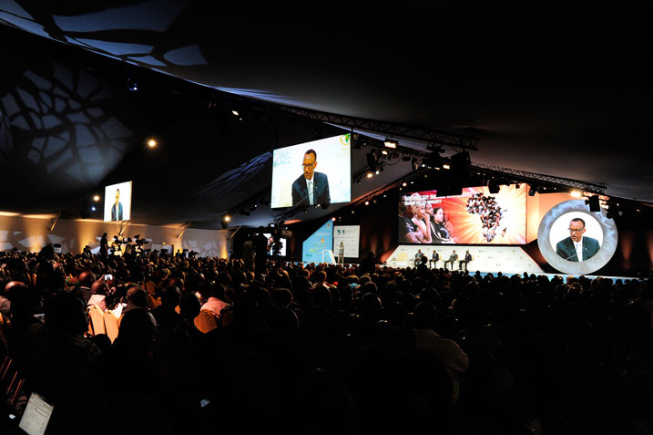 Perezida Kagame asubiza ikibazo mu kiganiro "Have your say" cyakurikiye ibiganiro byatanzwe n'abakuru b'ibihugu.