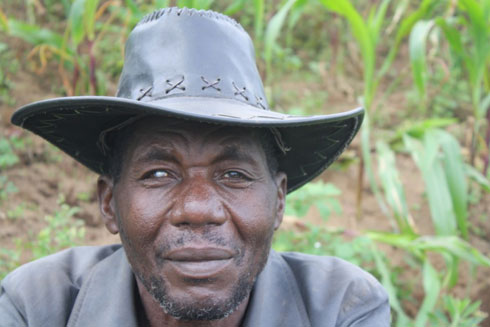 Kajanja amaze imyaka 19 arwaye kutumva.