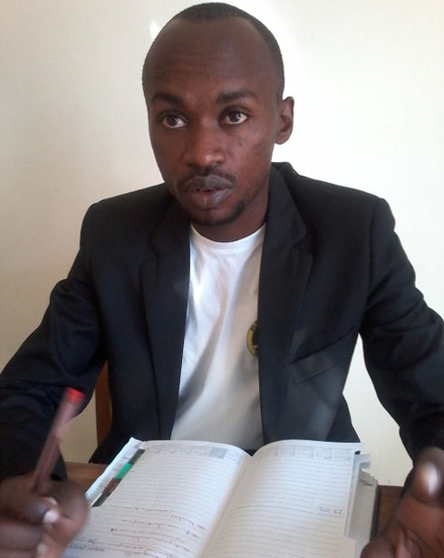 Kamali Steve arimo kugaragaza agashya yakoze.