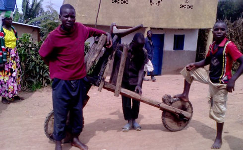 Karahanyuze ahamya ko Igitogotogo cye kiruta igare kure kuko gikora akazi igare ritashobora.