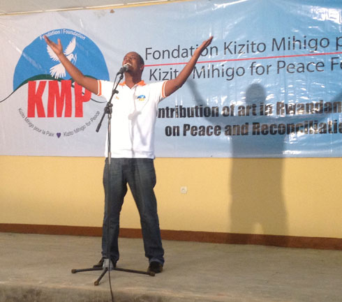 Kizito Mihigo ati n'urukundo runjemo naruririmba.