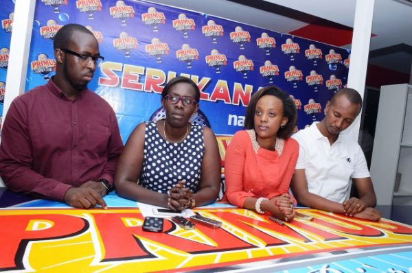 Knowless ari hamwe n