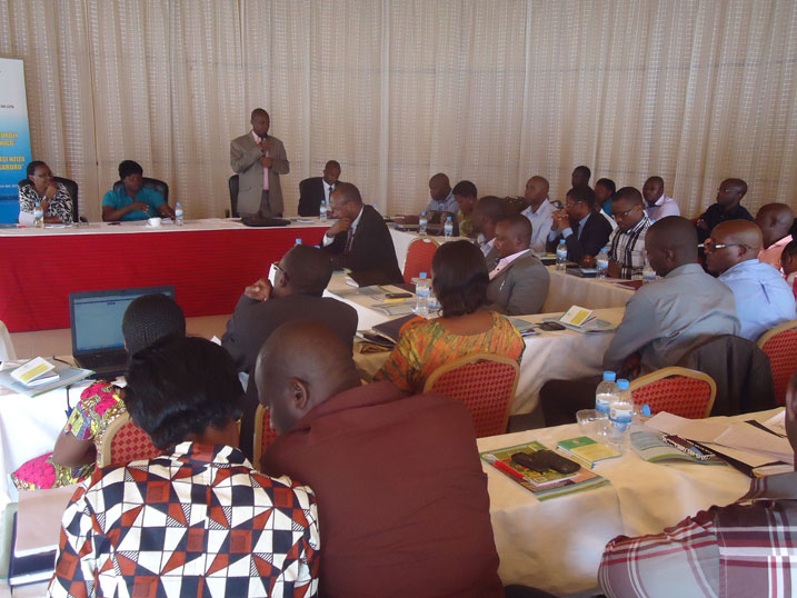 Komiseri muri Komisiyo y