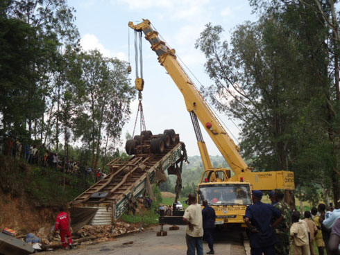 Kugira ngo umurambo wa Harorimana uboneke, hifashishijwe ikimodoka giterura izindi kuko ikamyo yari yamugwiriye.