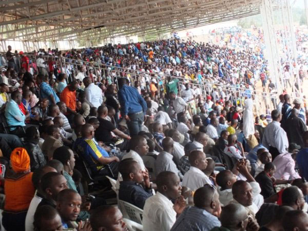 Kureba umupira ucecetse gutya ntabwo Luc Eymael abikunda.