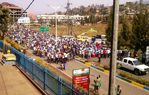 Kwamamaza FPR muri Bwishyura byabimburiwe n'urugendo rusange.