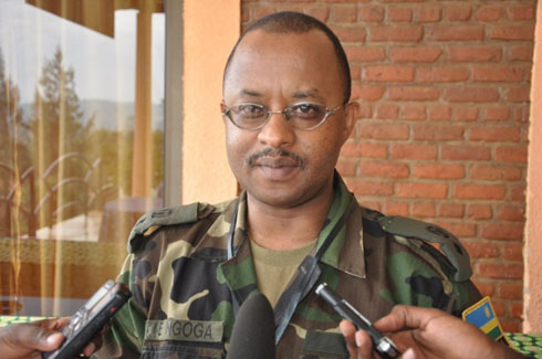 Lt Col Dr Ngoga asobanura uko ikibazo cy