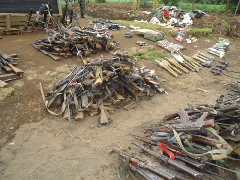 Ubwinshi bw'imbunda ntaho buhuriye n'amasasu. (Foto: Sebuharara)