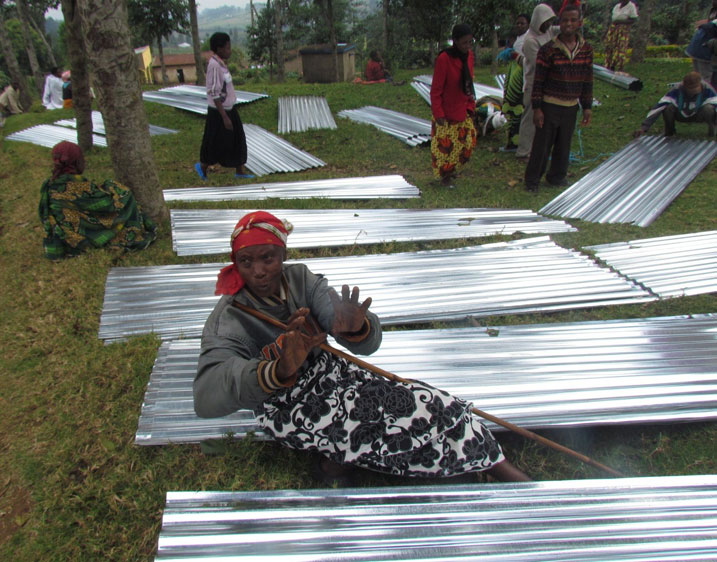 Magene Elizabeti ashimira MIDIMAR kumugezaho isakaro.
