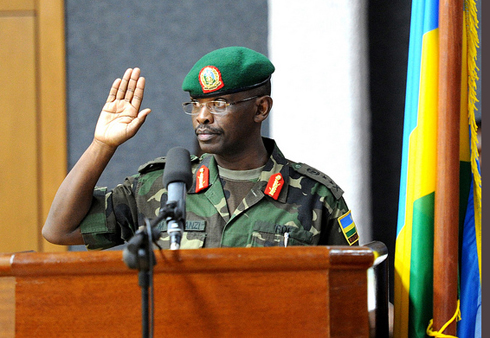 Maj.Gen. Frank Mushyo Kamanzi yarahiriye kuba Umugaba mukuru w'ingabo zirwanira ku butaka.