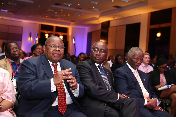 Benjamin Mkapa, Donald Kaberuka na Tabo Mbeki bari mu bitabiriye ibiganiro ku miyoborere, mu nama ya BAD.