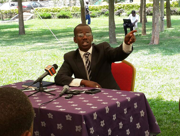 Mu kiganiro Evode Uwizeyimana yagiranye n'itangazamakuru kuwa 23/02/2014 yemeje ko ngo atashye mu Rwanda ngo atange umusanzu we mu kubaka igihugu.