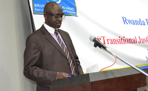 Minisitiri Busingye yemeza ko inzira zisanzwe z